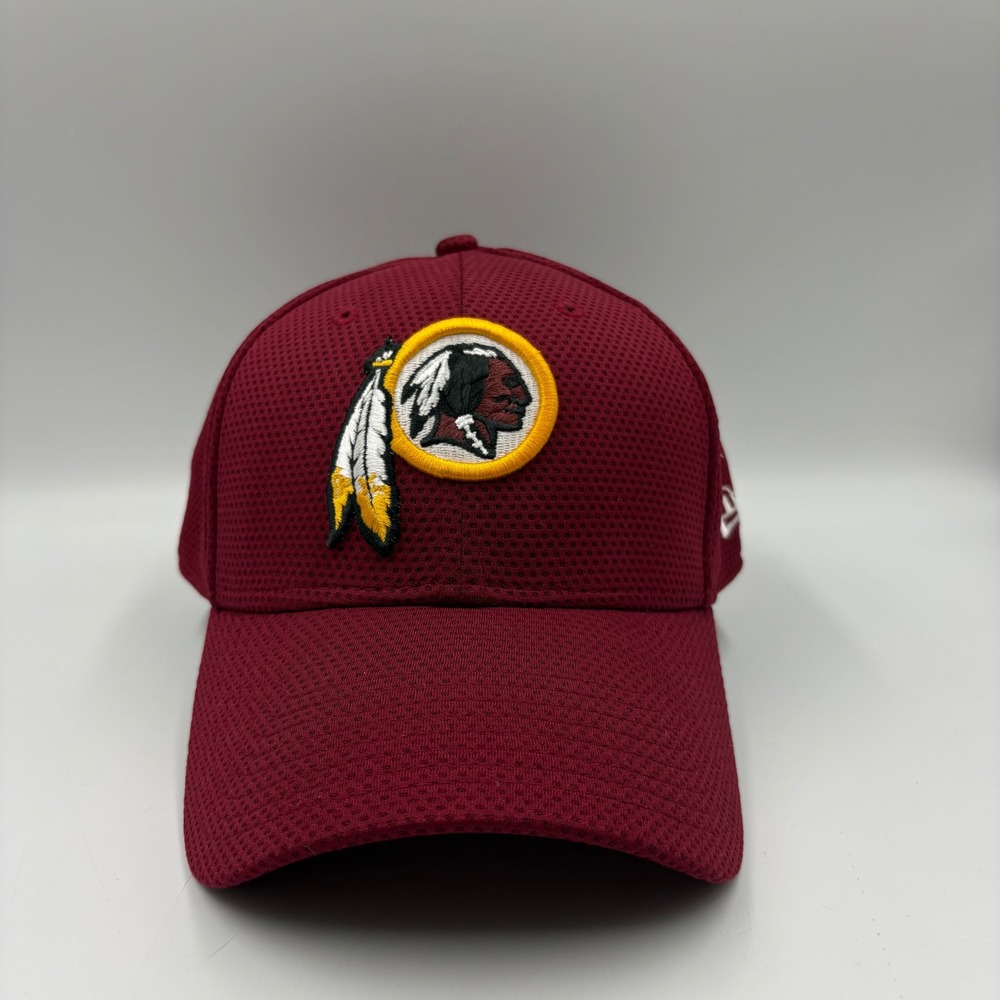 New Era Hat Washington Redskins Mens M/L Burgundy Good 39THIRTY Mesh Cap